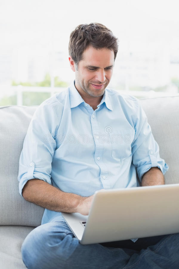 于正澄清延禧片酬传闻：总费用2400万佘诗曼最高_beat·365